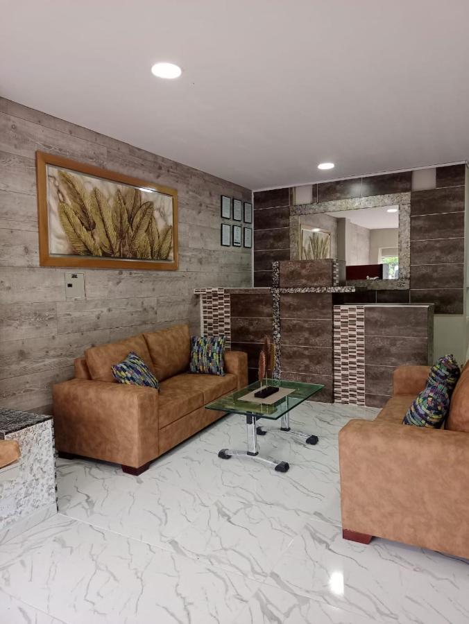 Hotel Luxem بوغوتا المظهر الخارجي الصورة