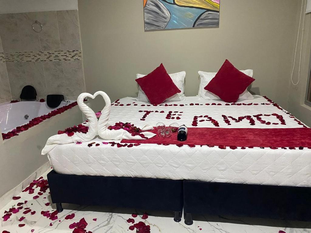 Hotel Luxem بوغوتا المظهر الخارجي الصورة